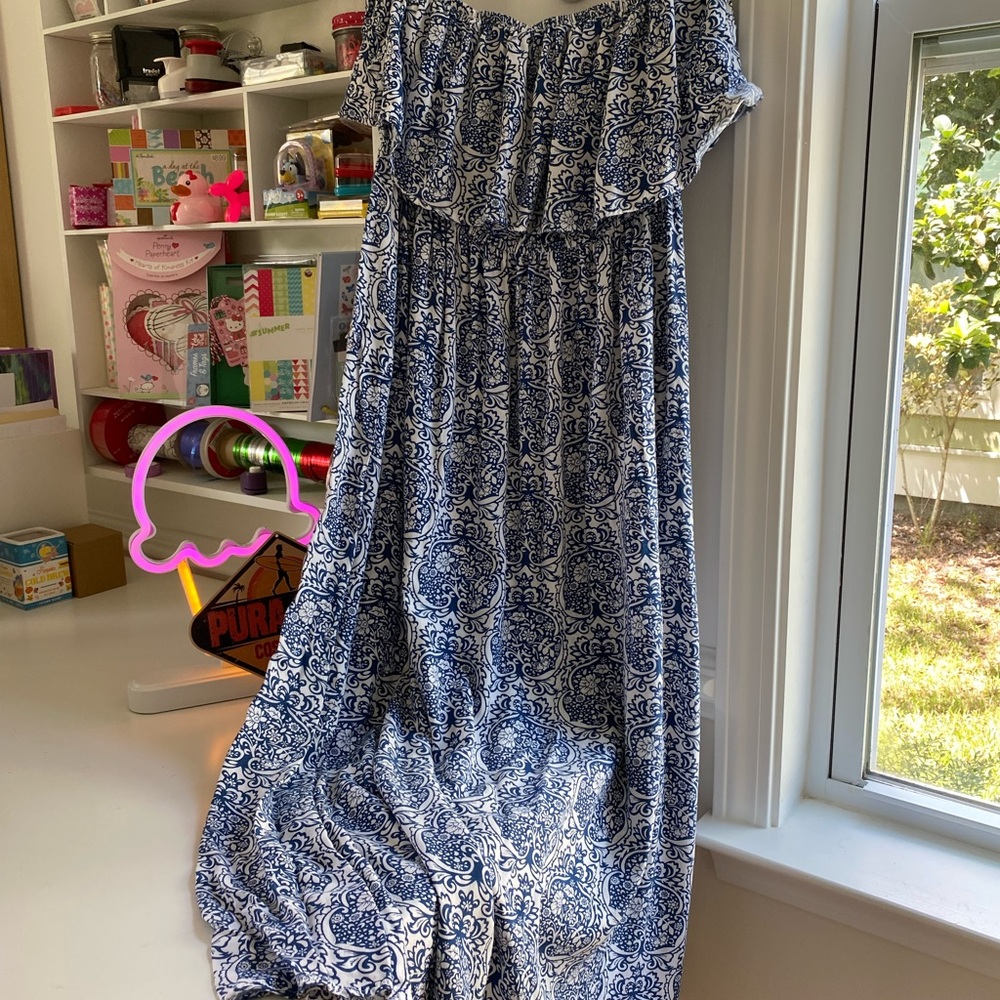 Boho style Strapless Blue and White Dress 💙🤍🩵